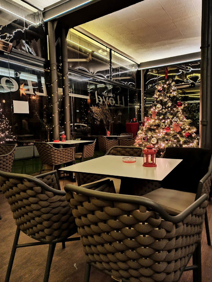 Caffe bar Lloyd