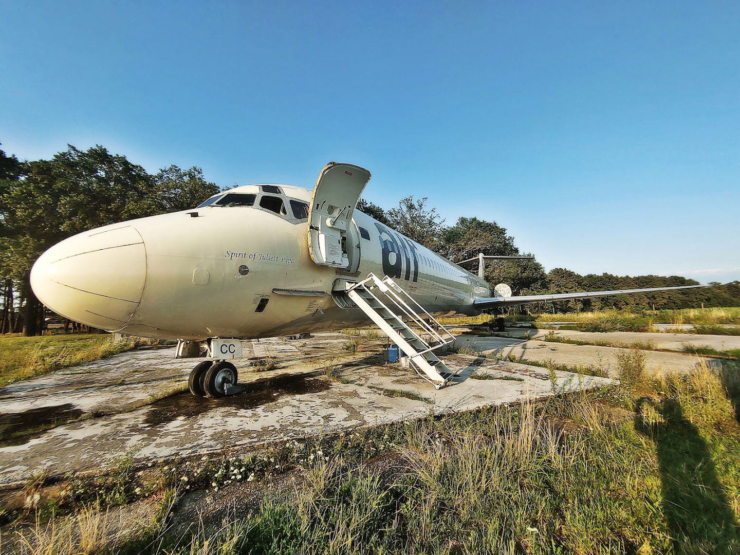 McDonnell Douglas MD-80