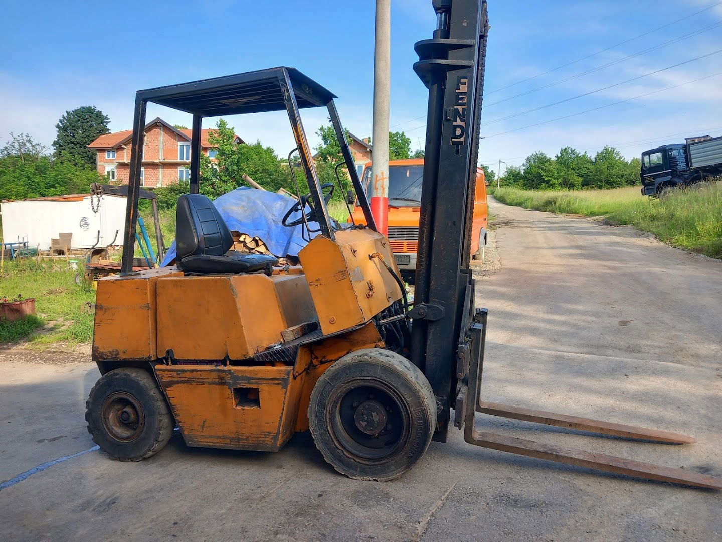 Servis kamiona Majstor Deki