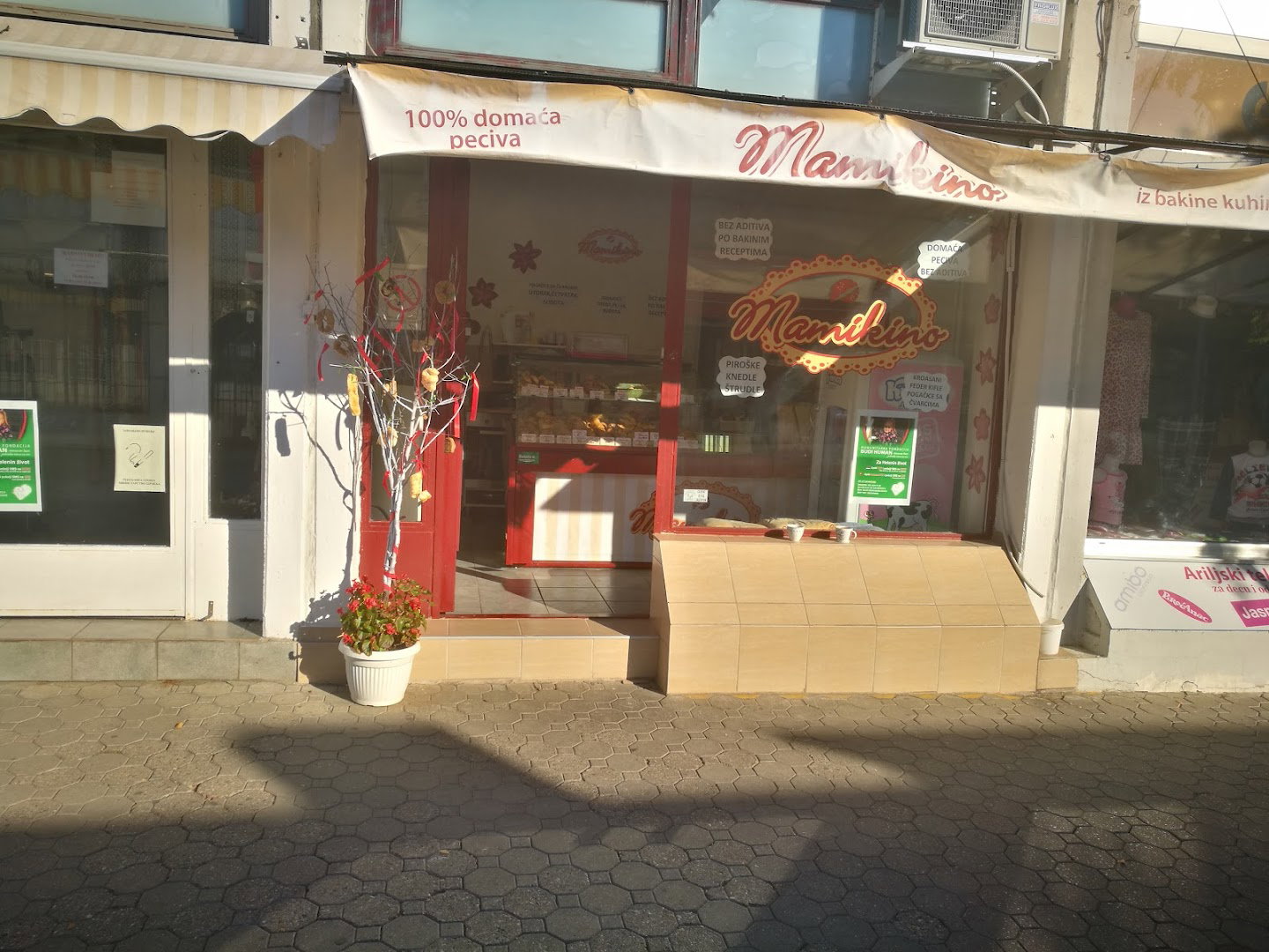 Mamikino-tradicionalni domaci kolaci