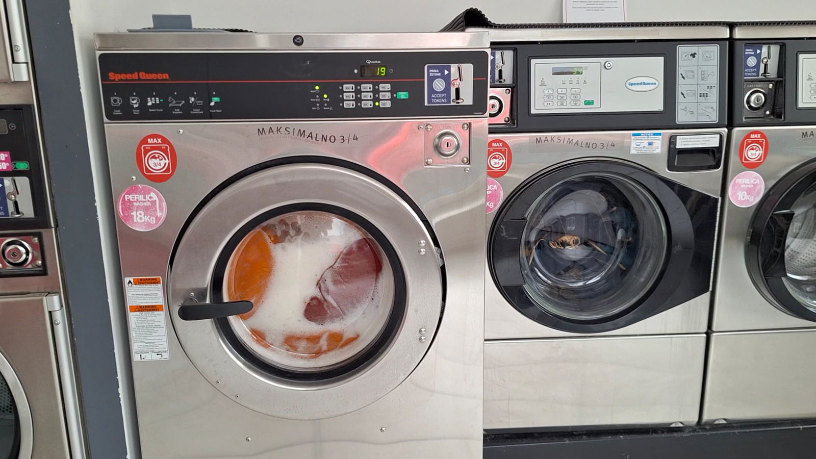 Spin Wash self service laundry / samoposlužna praonica rublja