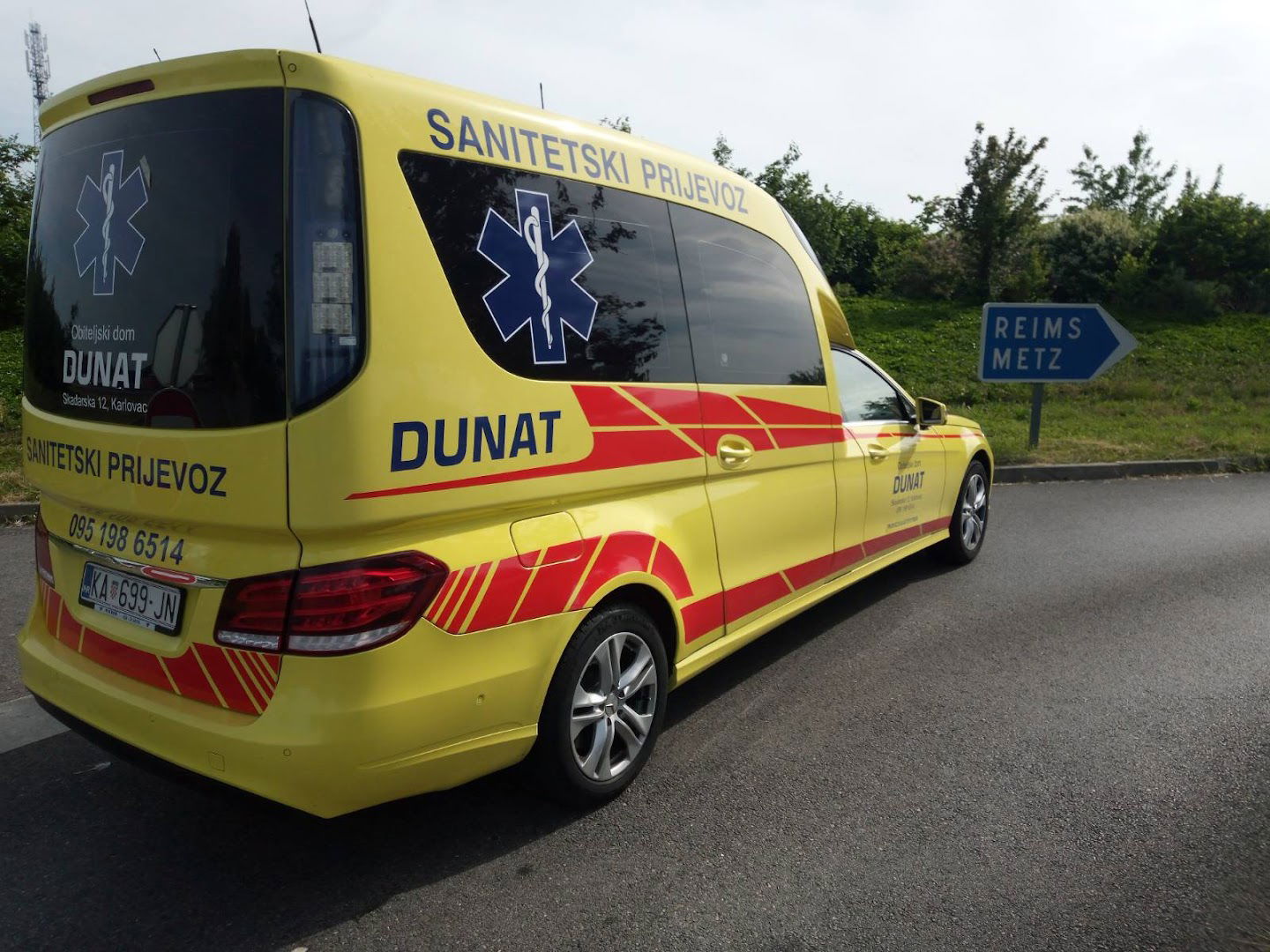 Obiteljski dom Dunat