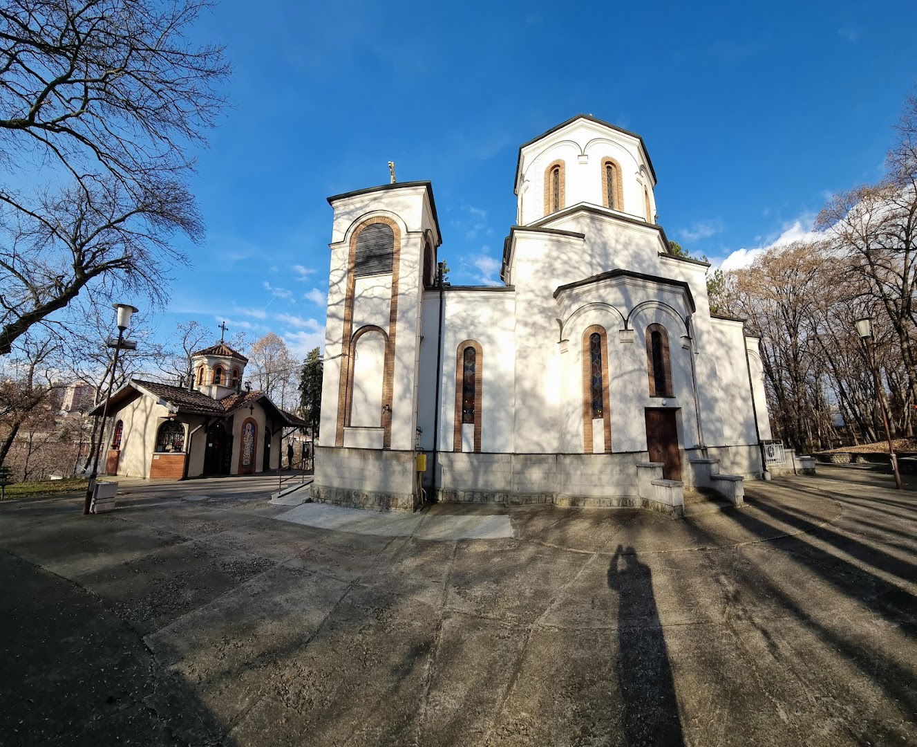 Crkva Sv. apostola Vartolomeja i Varnave