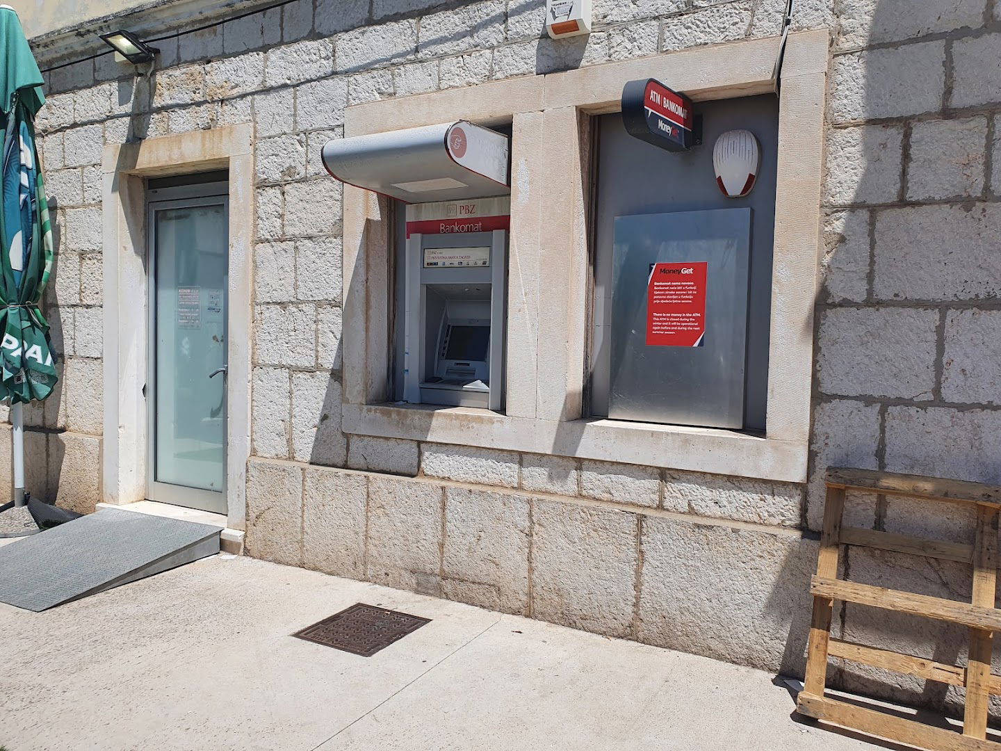 PBZ bankomat