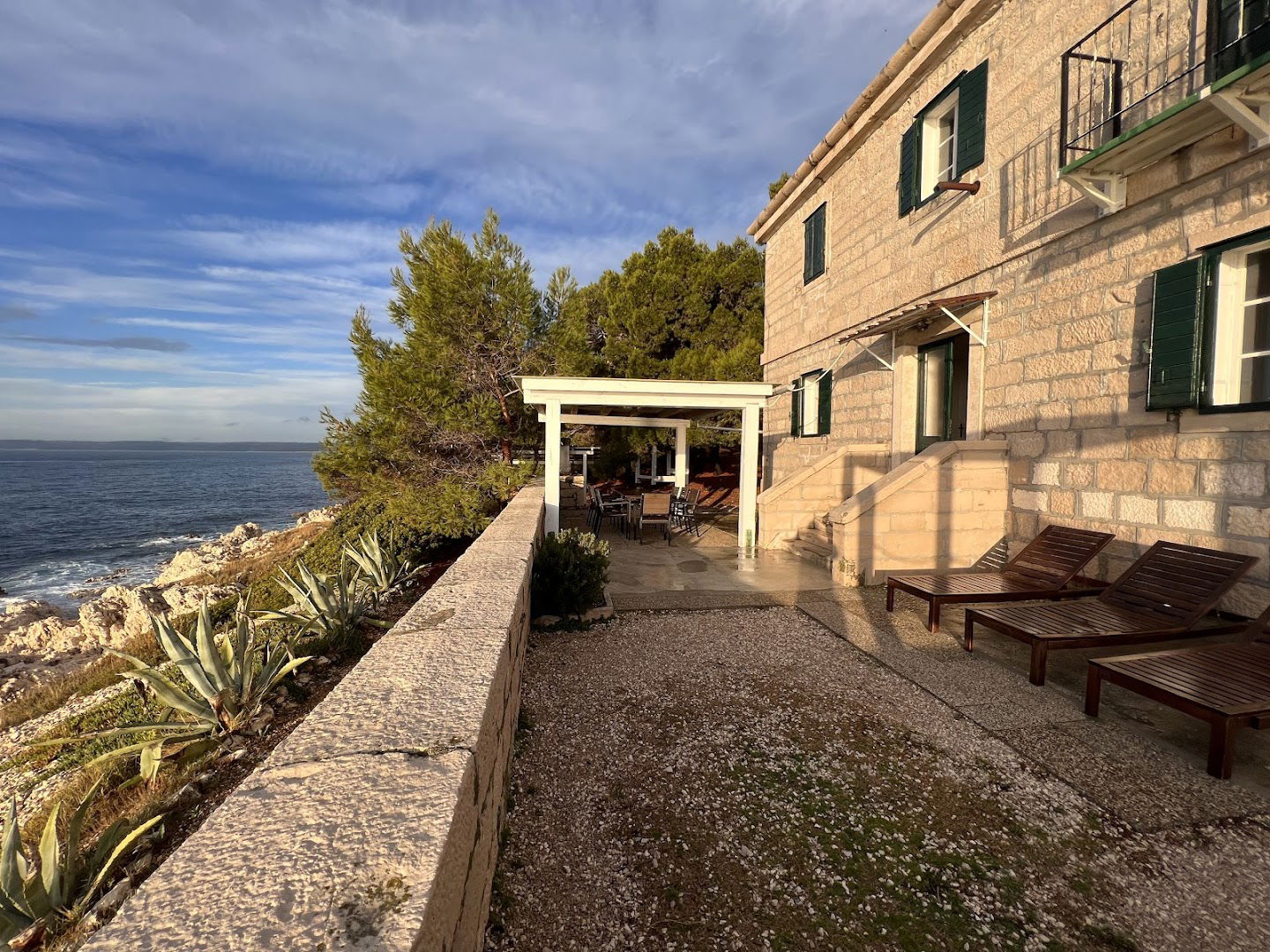 Crna Punta Lighthouse