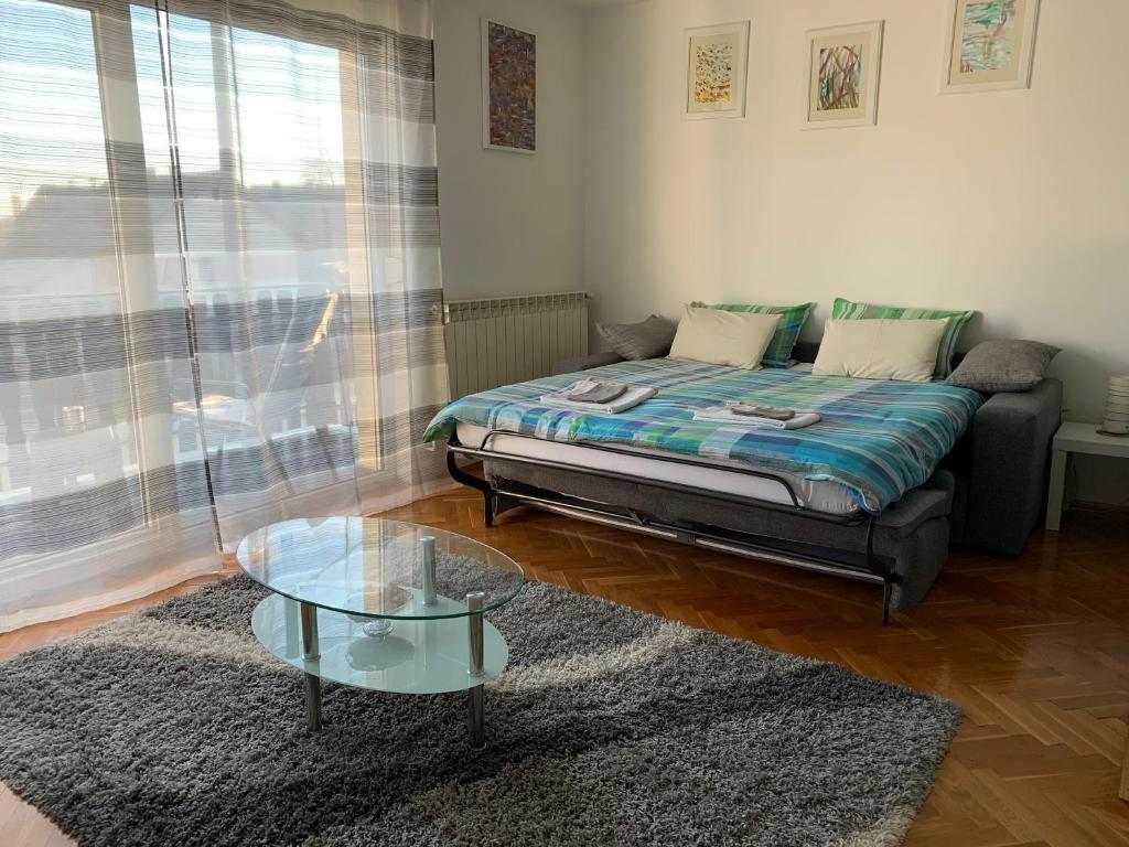 Apartman "Madape"