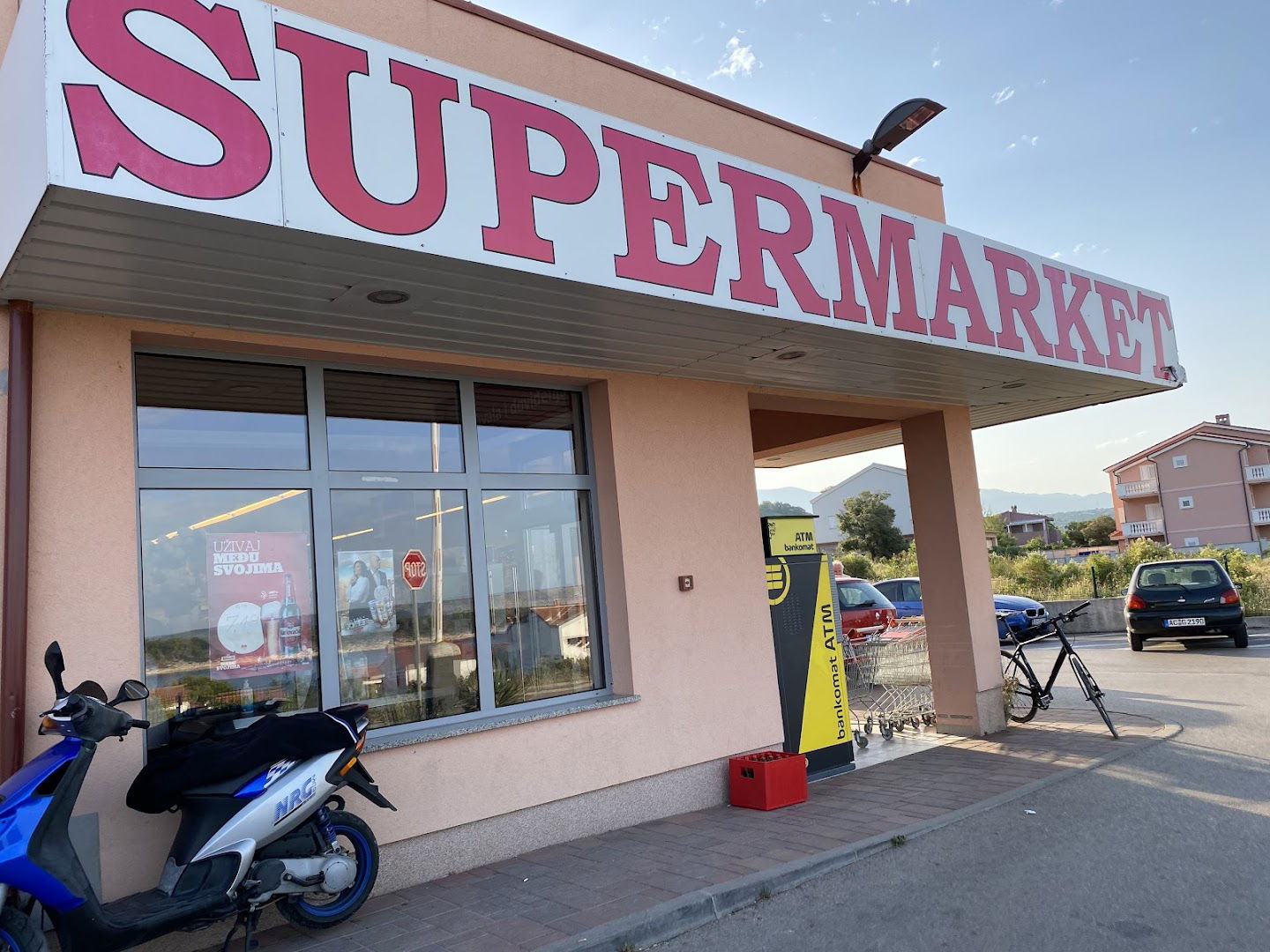 Supermarket Petra