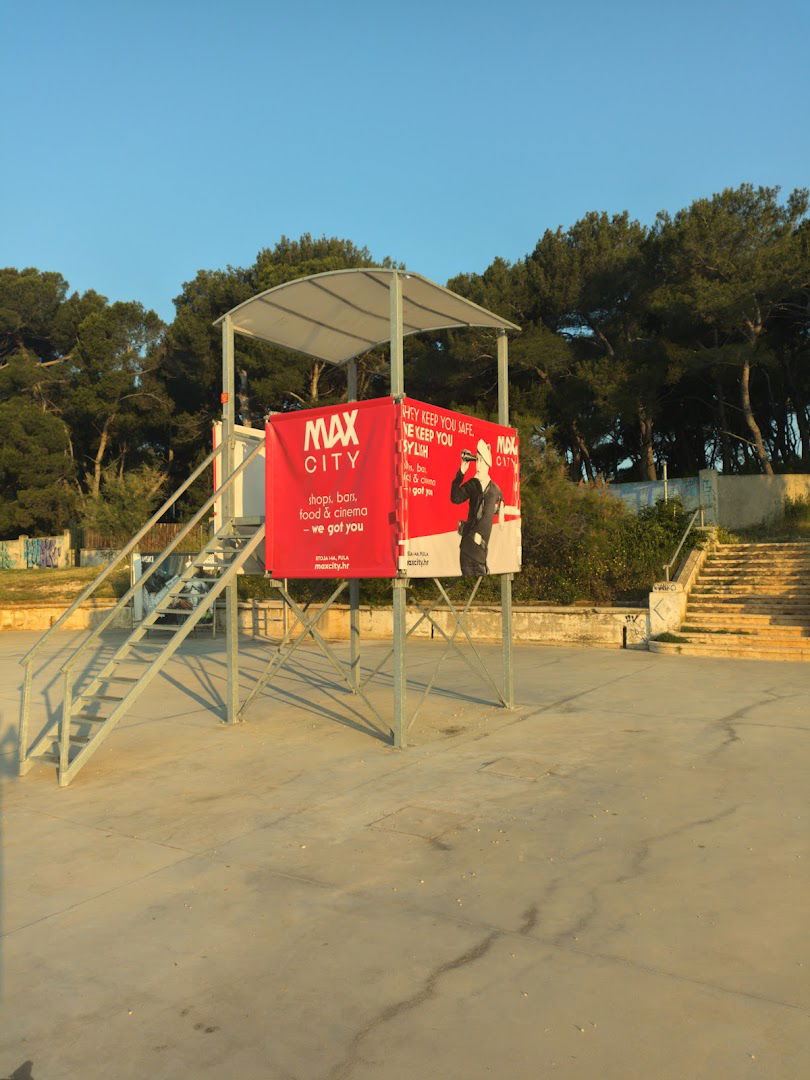 Valkane Lifeguard Tower West