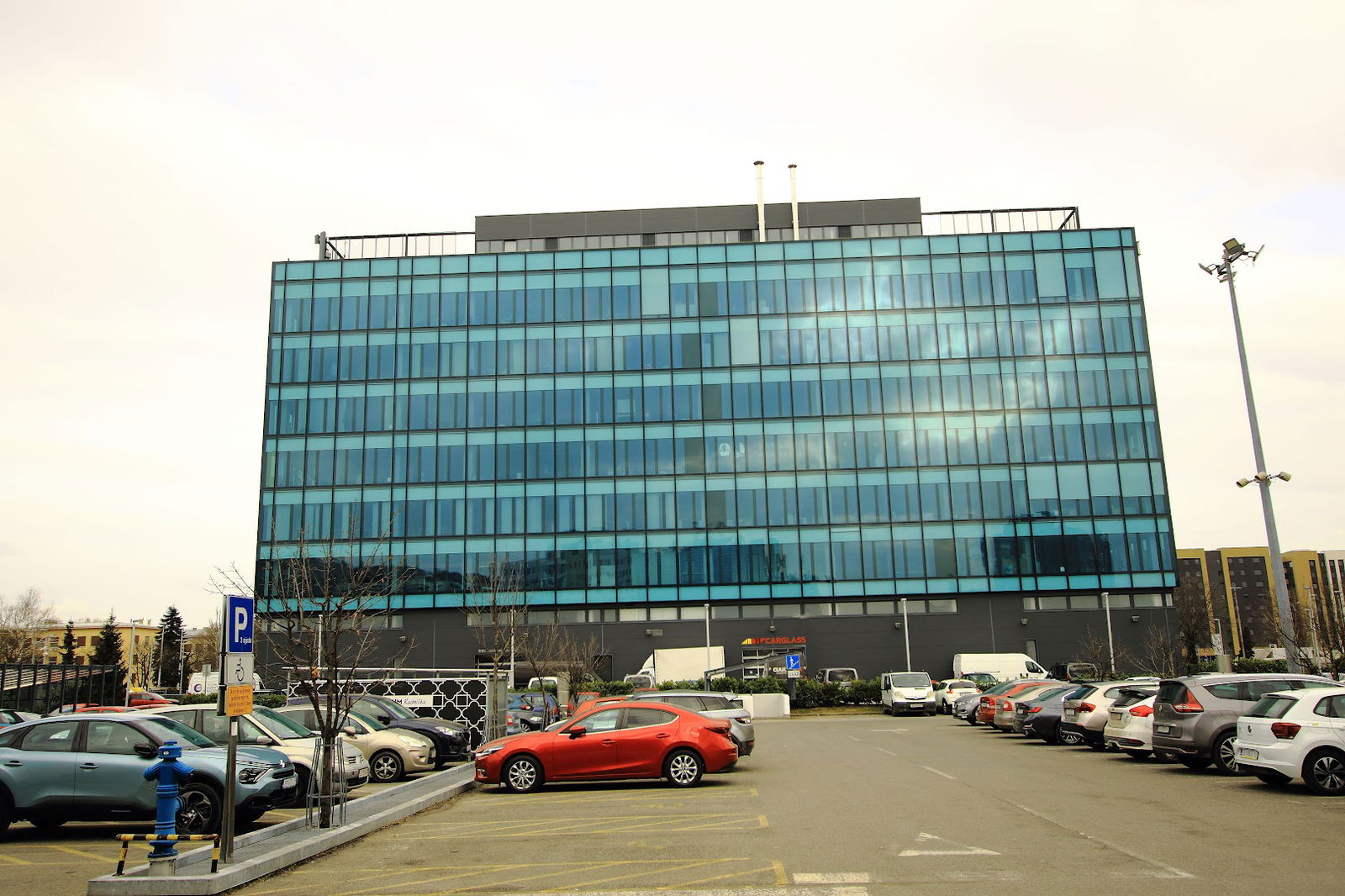 Super Konzum - Parking