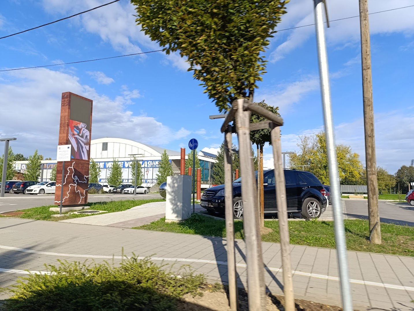 Parkiralište Centar Nikola Tesla