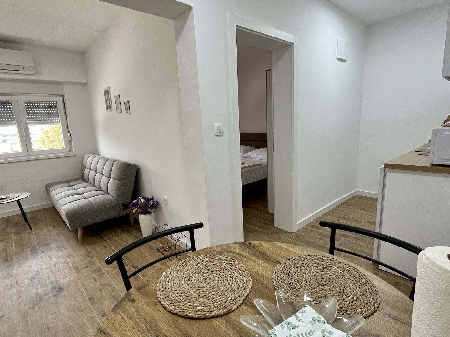 Crosshill Apartments