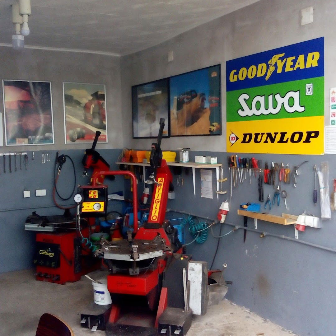 Vulkanizer Pavlovic Obrenovac ( 24h za hitne slučajeve )