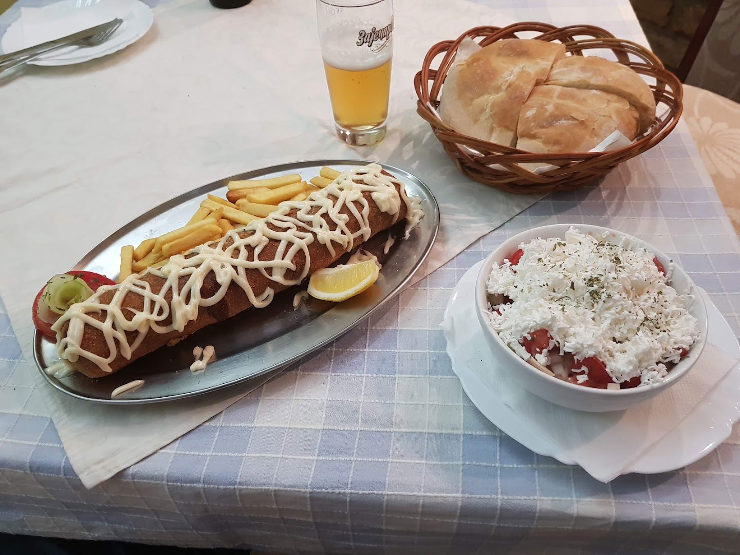 Кафана "Код Дане"