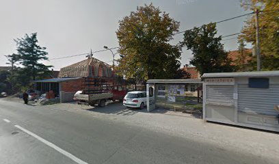 Veliki crljeni - Dom