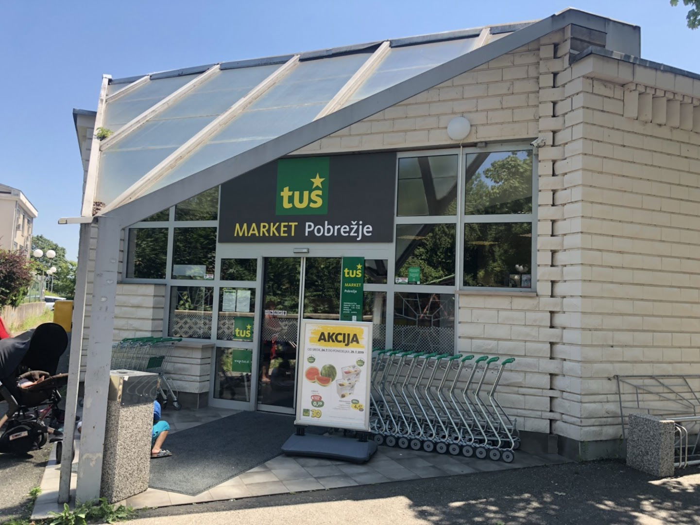 Tuš market Maribor Pobrežje