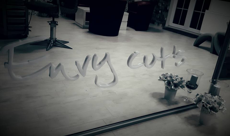 Envy Cut's frizerski i kozmetički salon