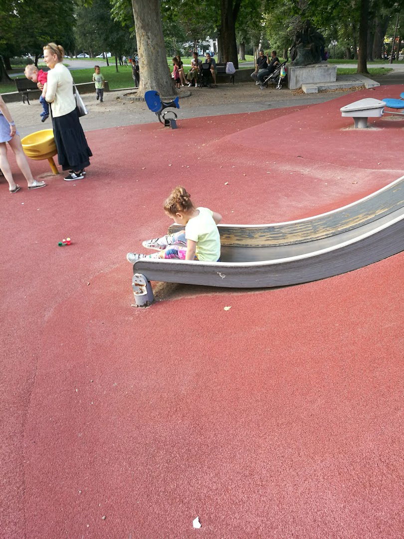 Dečije igralište "Mali Kalemegdan"