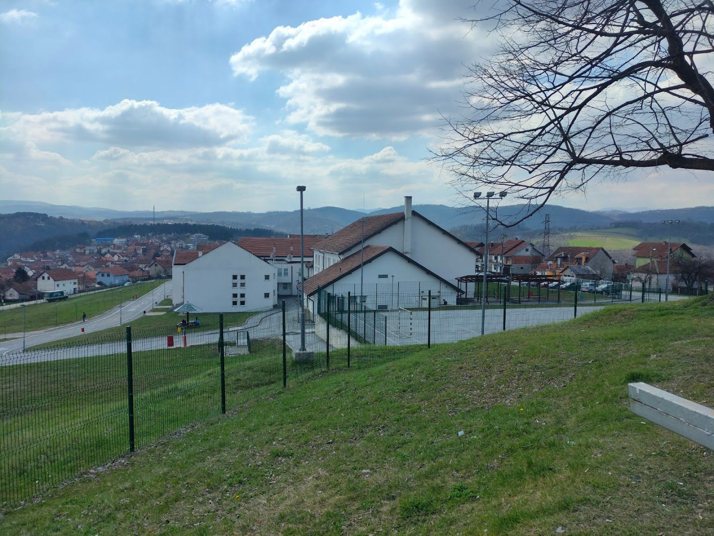 Основна школа „Милован Глишић“