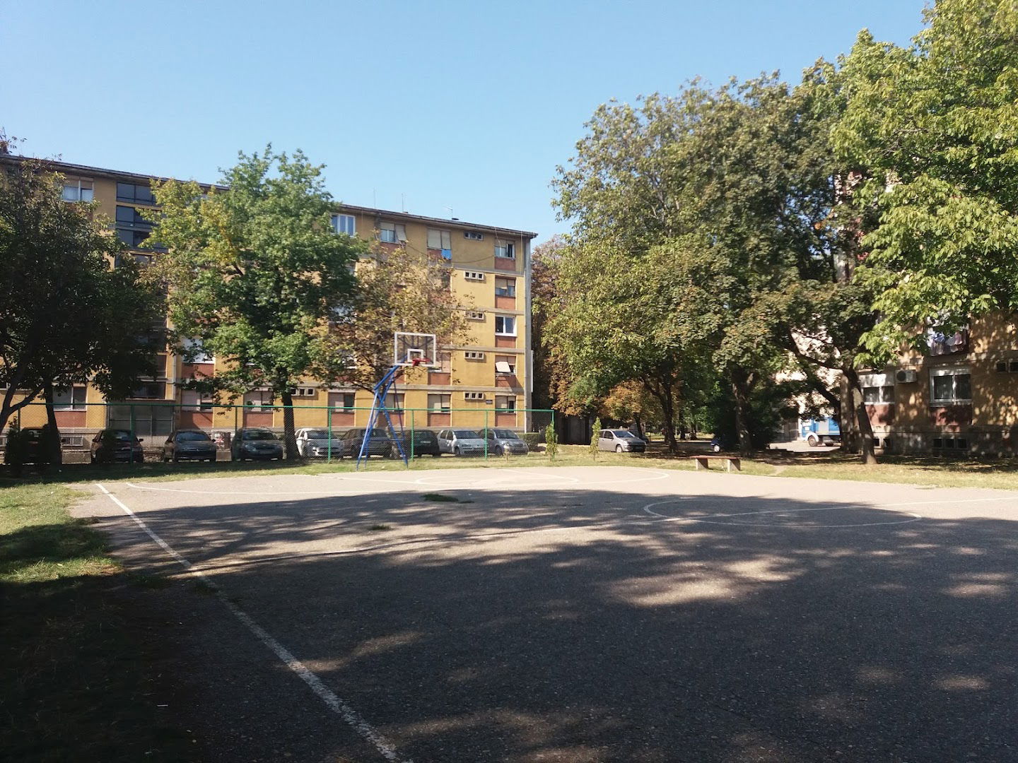 Basketball Court Sinalko