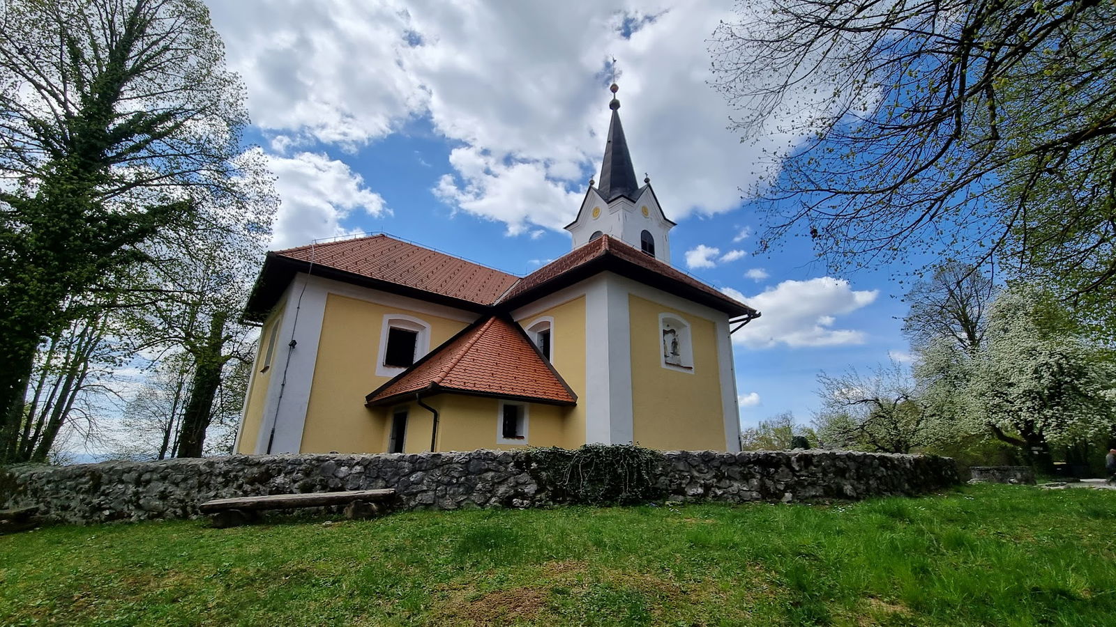 Podružnična cerkev sv. Miklavža