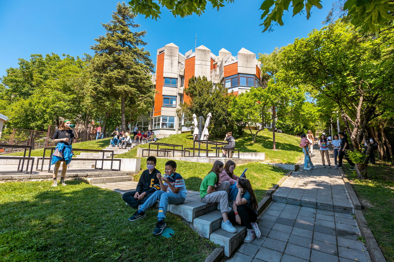 Chartwell International School