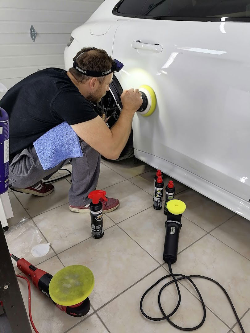 Ronch Airbrush Art & Car Detailing