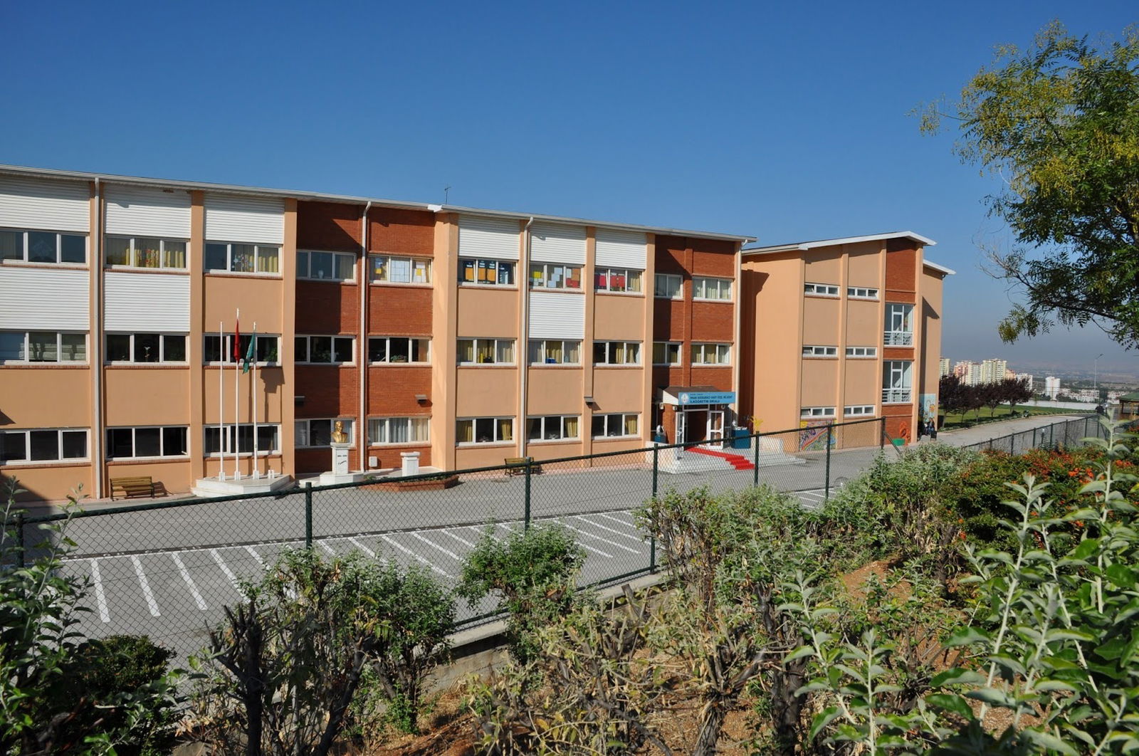 IDV Bilkent Primary and Secondary School