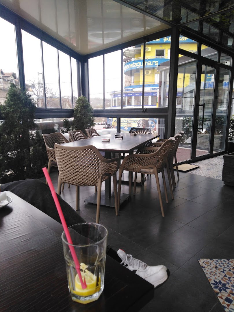 Avantgarden Gastro Bar