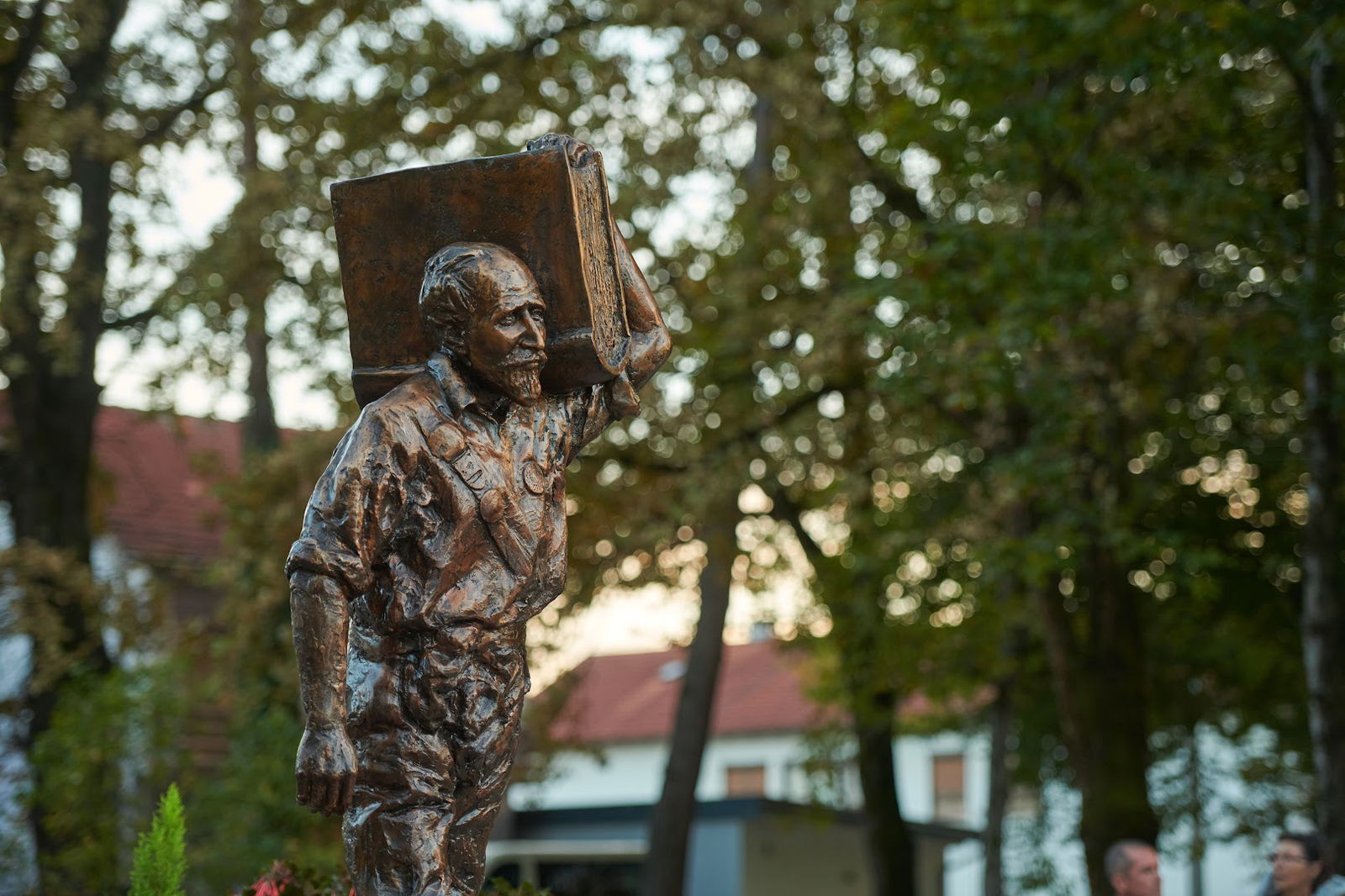 Spomenik Josipu Francu Mikulcu