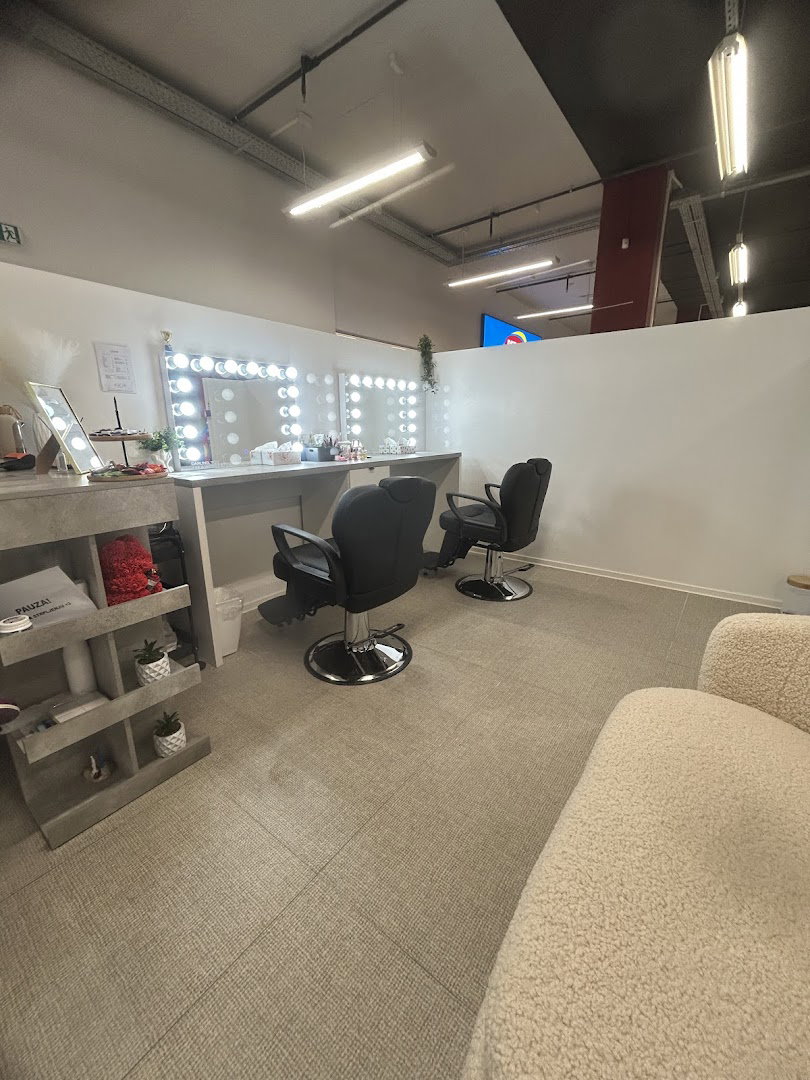 ARCH Brows and Beauty