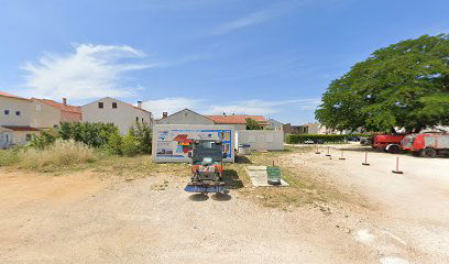 Kleiner Spielplatz neben der Feuerwehr