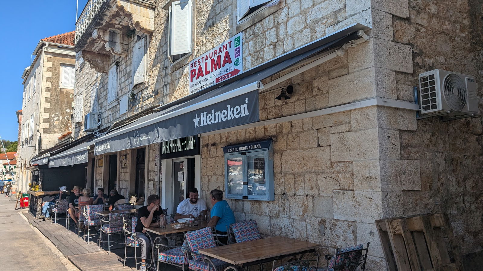 Restaurant Fjaka