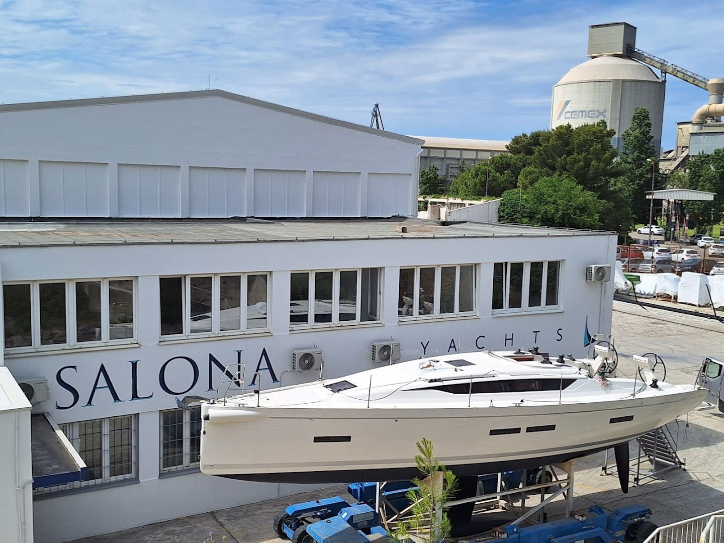 SALONA YACHTS