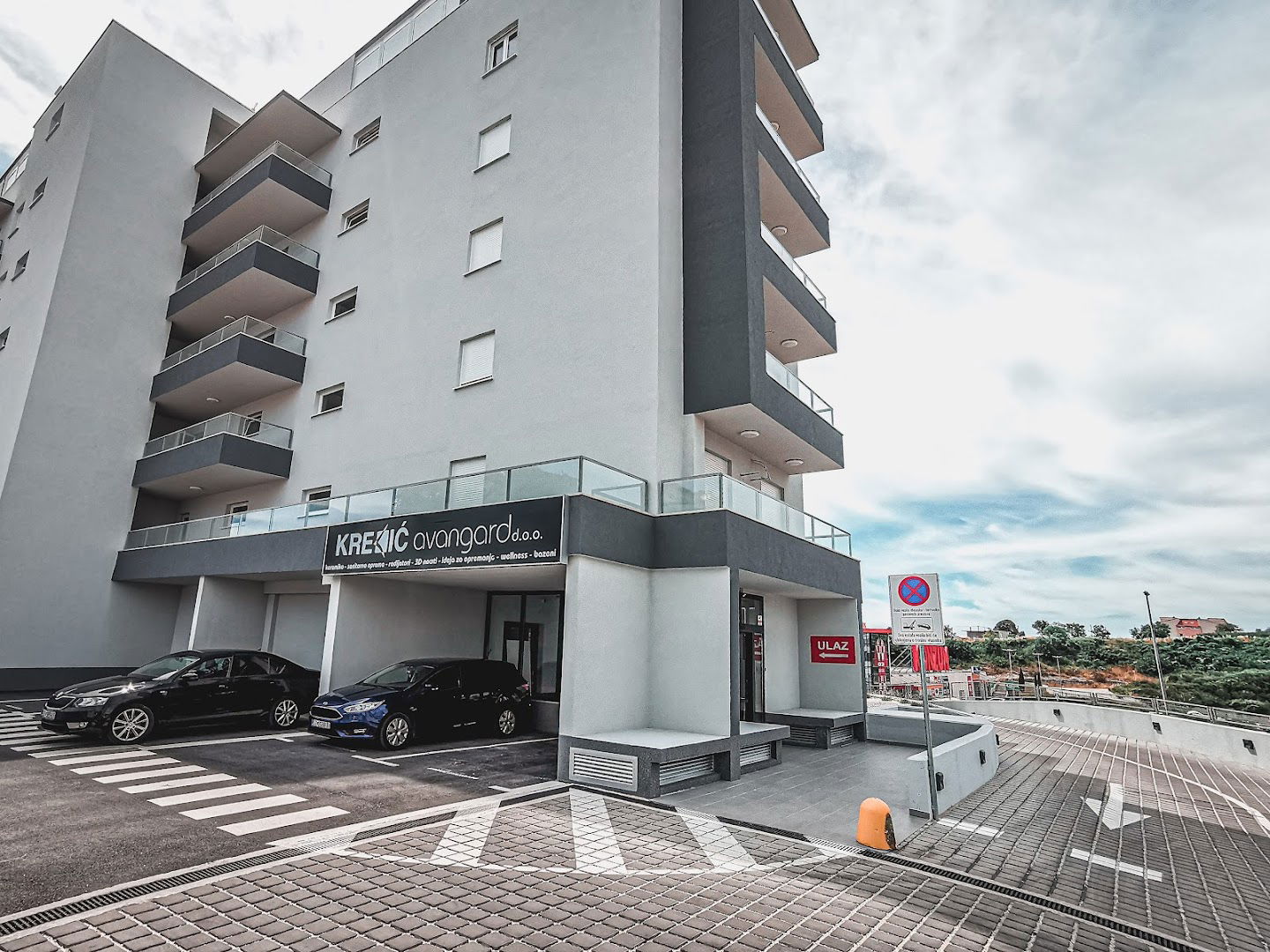 Studio Avangard - Salon Keramike i Sanitarne Opreme