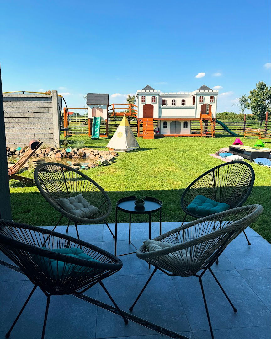 Eden Event Garden Kafic sa bazenom i decijom igraonicom