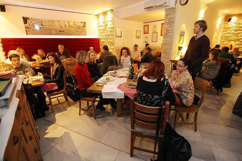 PET BUNARA Dine & Wine