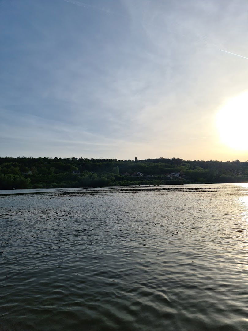 Salas lako ce mo Jaksa