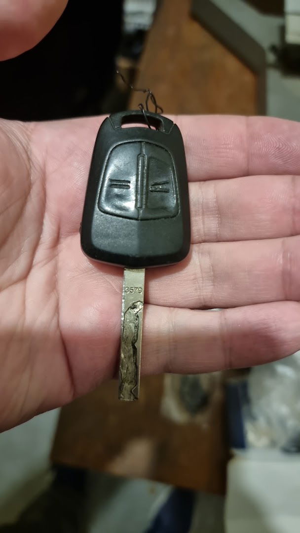 Izrada ključeva i graviranje Tihomir Horvat