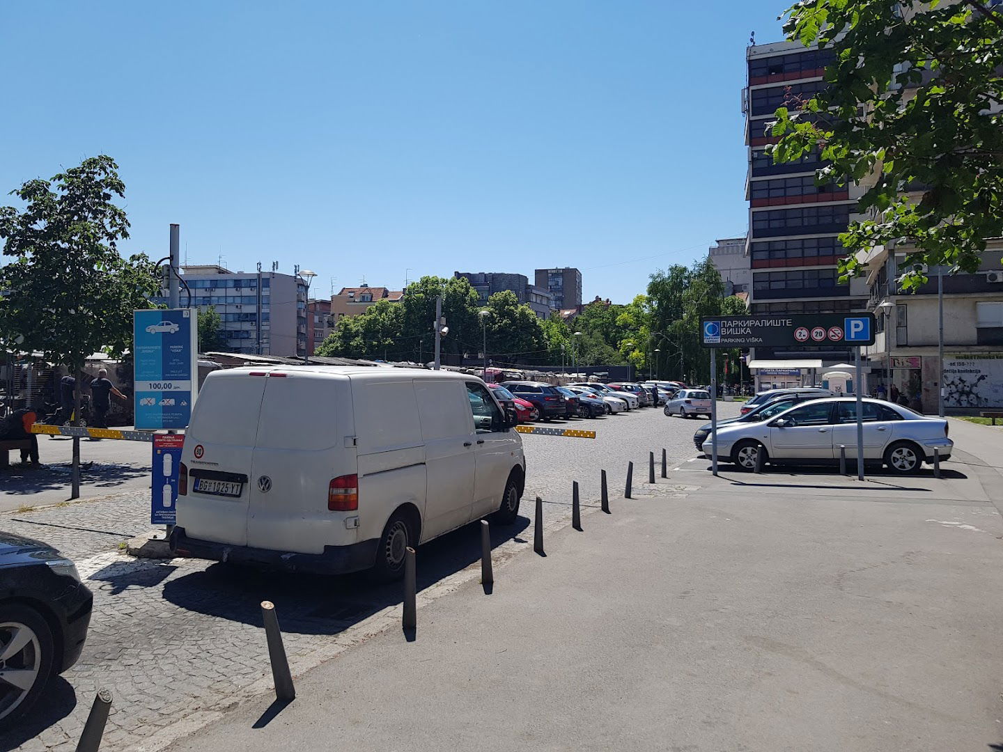 Parkiralište „Viška”