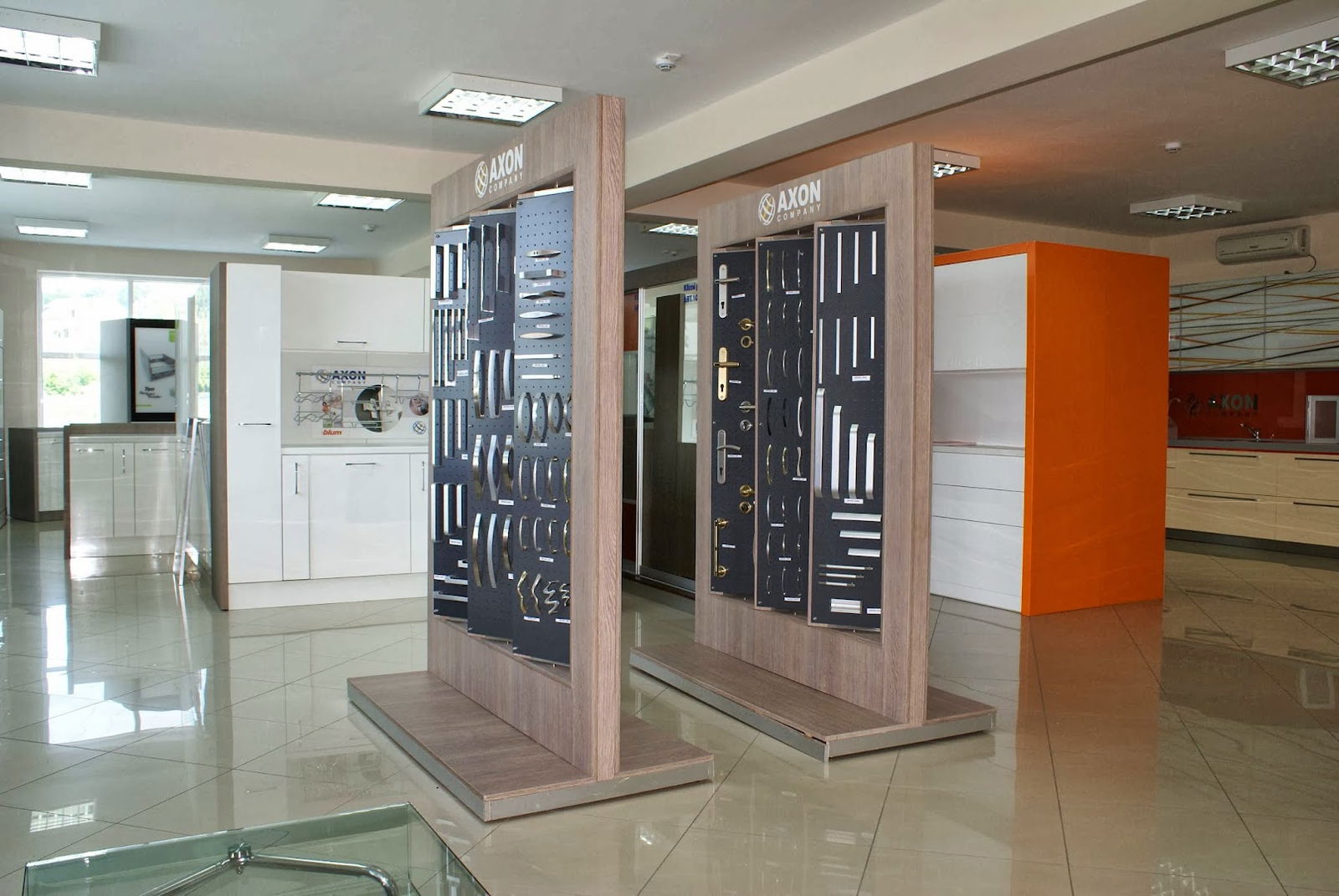 AXON COMPANY DOO - Prodaja okova za nameštaj i stolariju