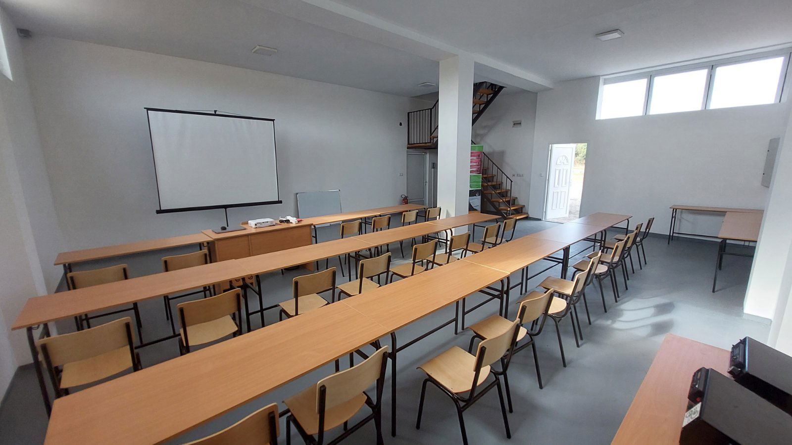 CERS - Centar za edukaciju i razvoj Srbolab Stepojevac