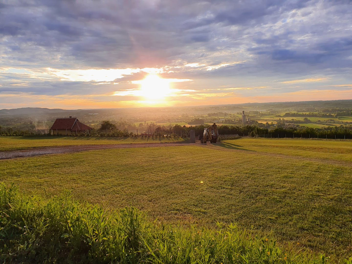 Hacijenda, Lazarevac, Vrače brdo