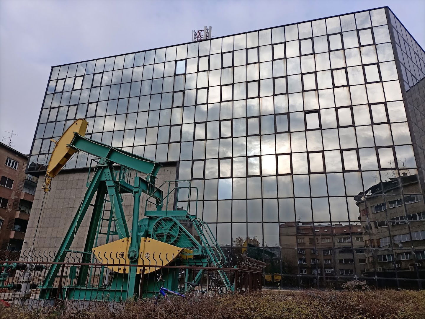 Parking Martićeva (Bivši INA parking)