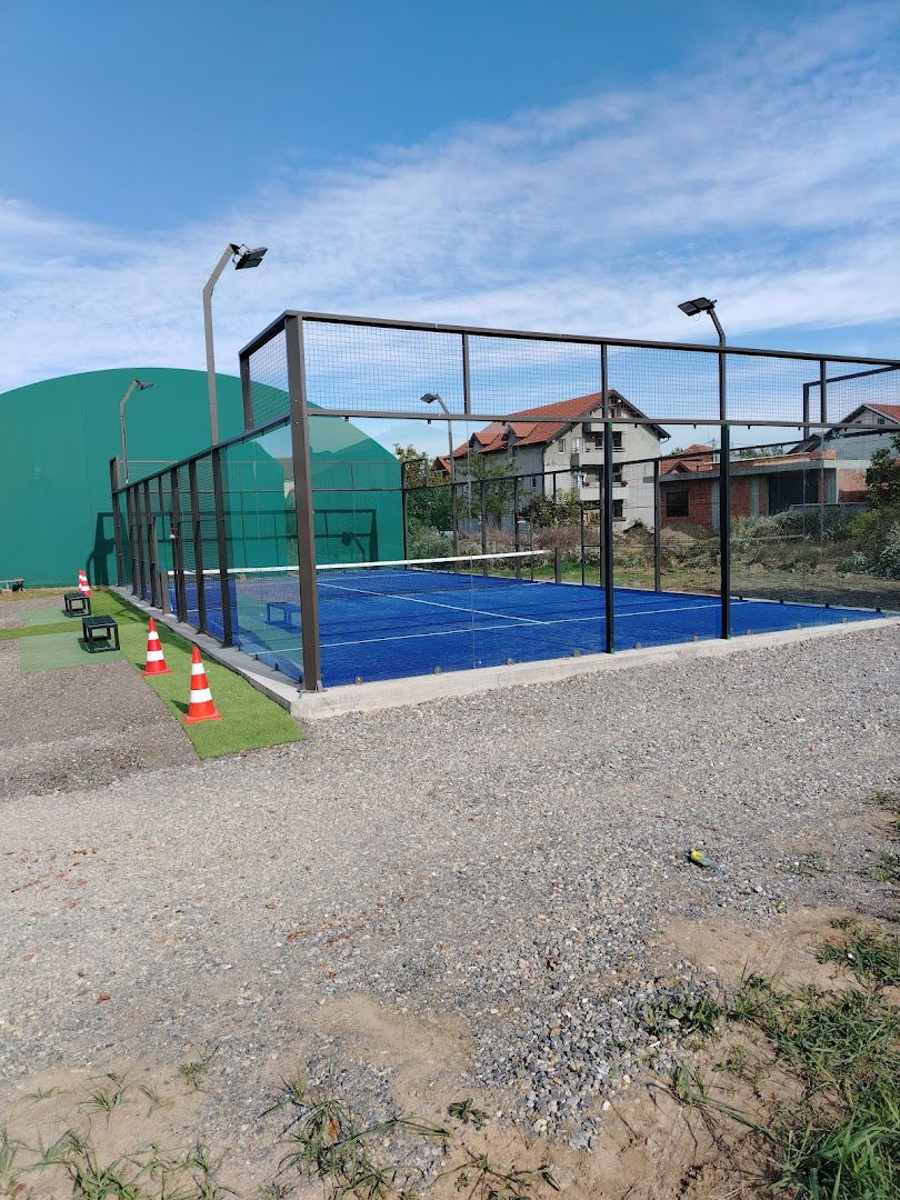 Tennis Courts Marić