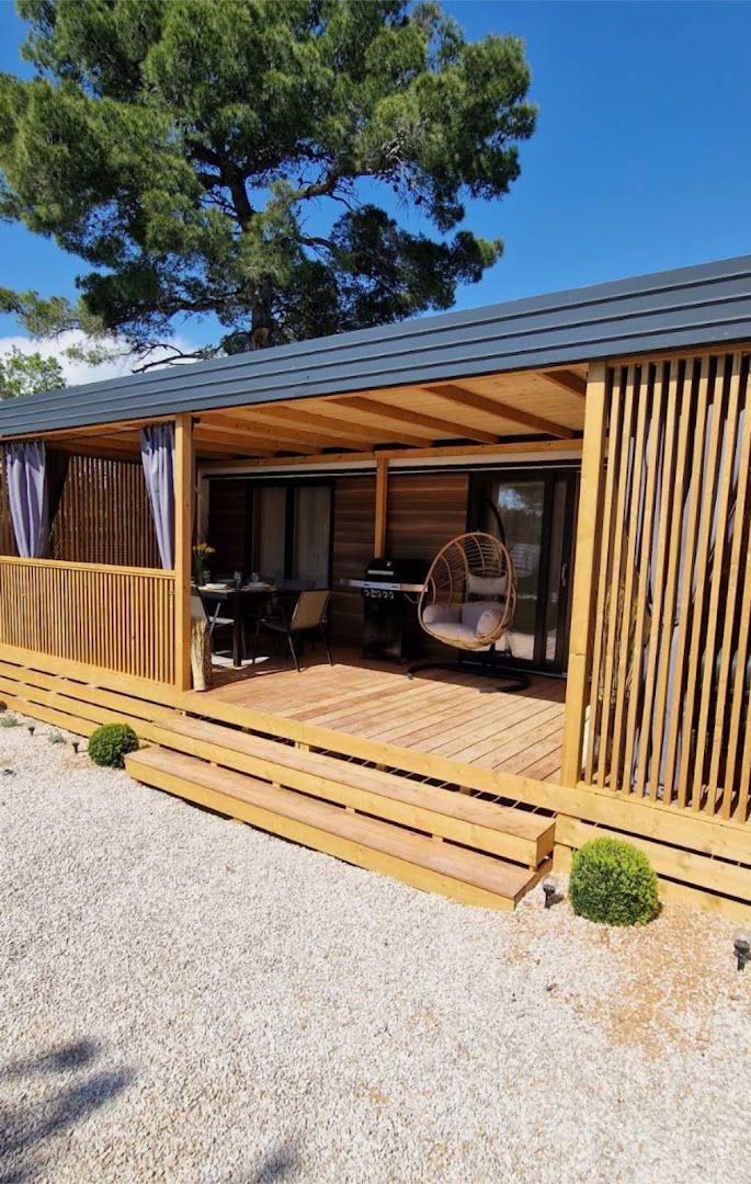 Mobile Home “K”, Kulaš Mobile Home