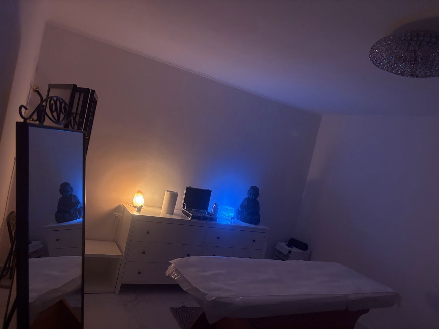 AMASSAGE, masažni studio