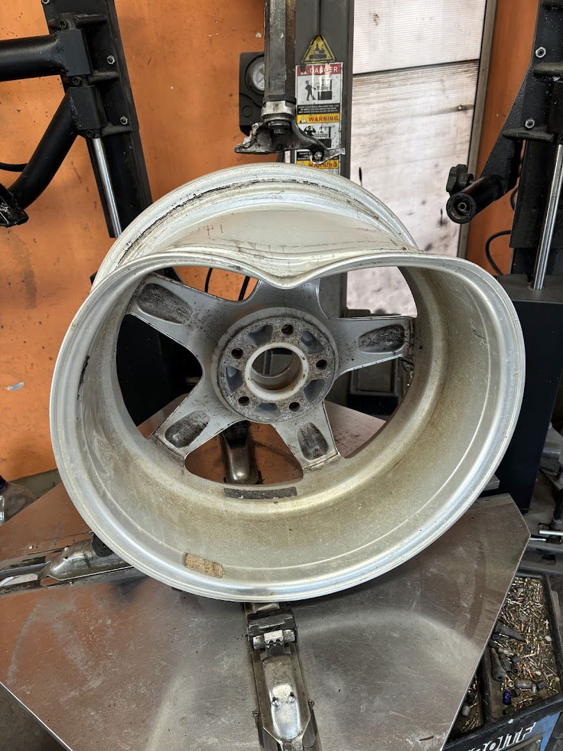 Centar alu felni Kameleon