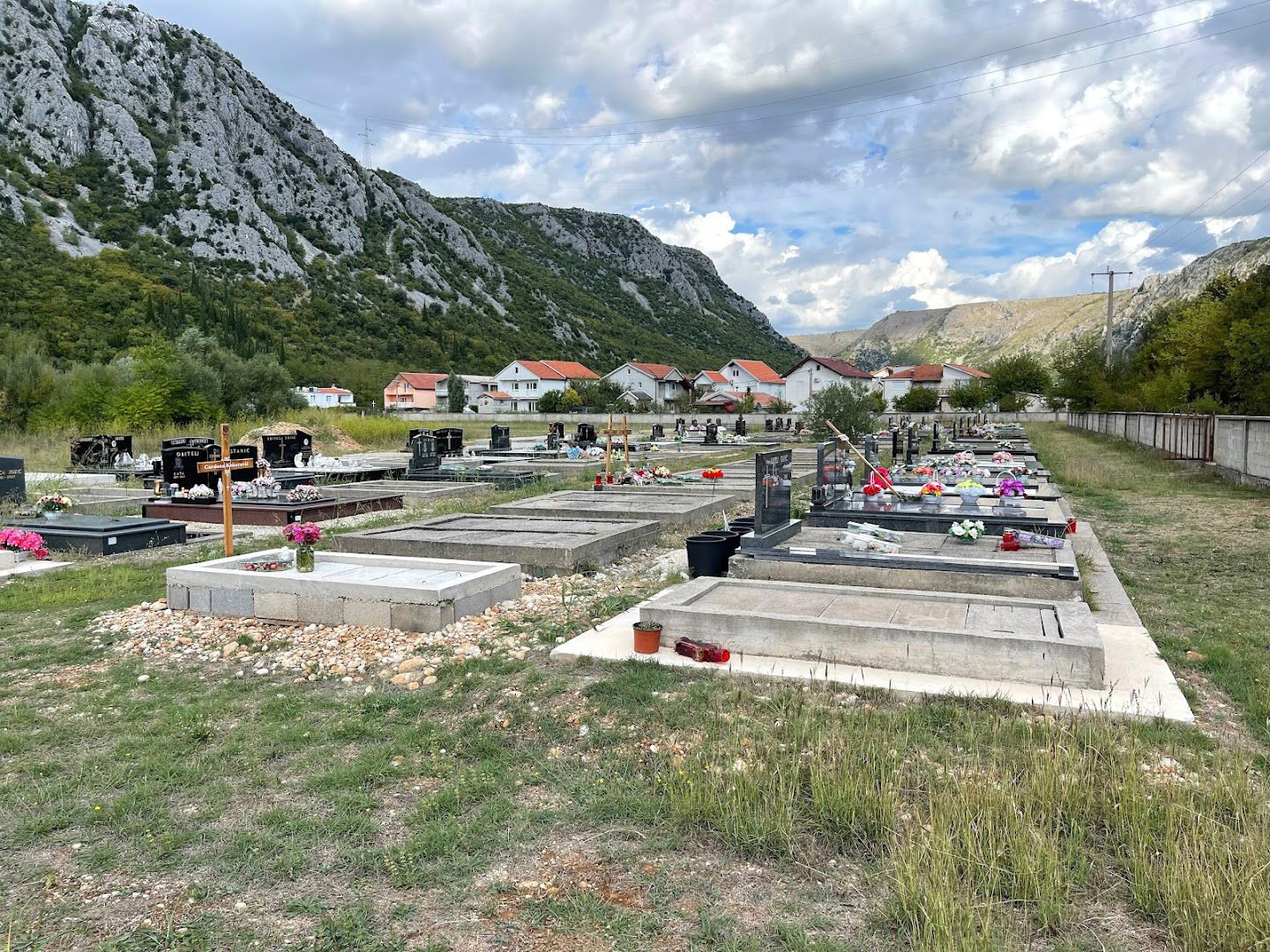 Katoličko groblje Žitomislići