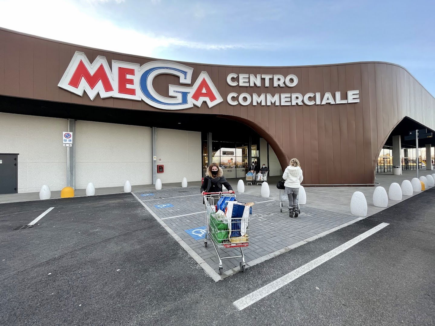 Supermercato Mega Castions di Strada