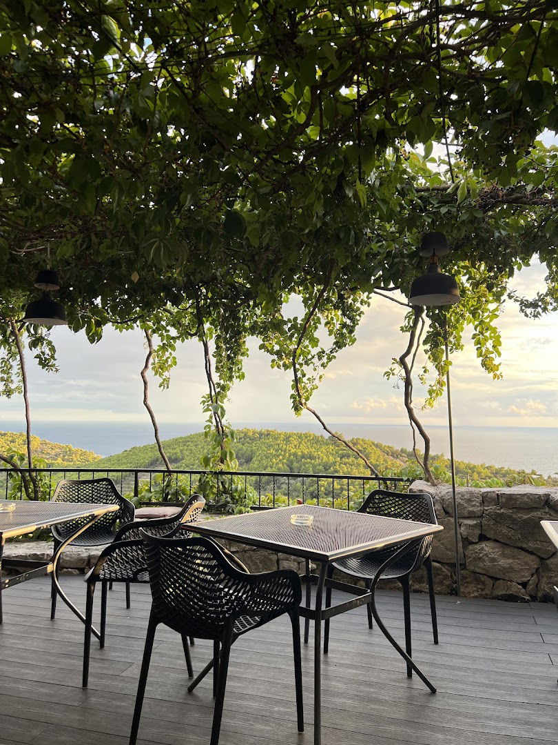 Caffe pizzeria Komarac